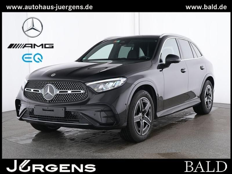 Obsidianschwarz metallic Gebraucht 2024 Mercedes GLC300 AMG SUV | 55.550 € - Bild 1/4