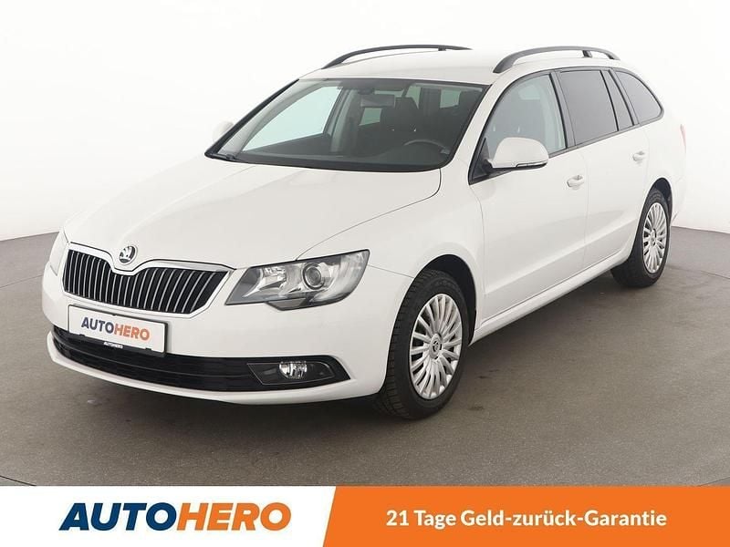 Weiß Gebraucht 2015 Skoda Superb Active Kombi | 13.010 € (Guter Preis) - Bild 1/3