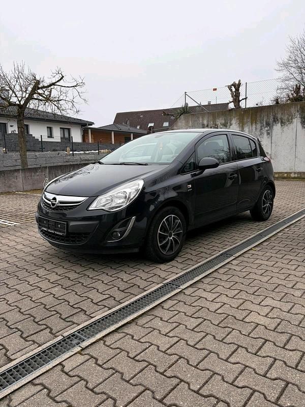 Gebraucht Opel Corsa 91 PS (66 kW) 2013 Schwarz Kleinwagen