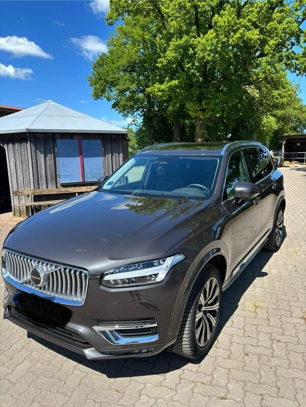 Andere außenfarben Gebraucht 2023 Volvo XC90 Plus SUV | 49.500 € (Superpreis) - Bild 1/4