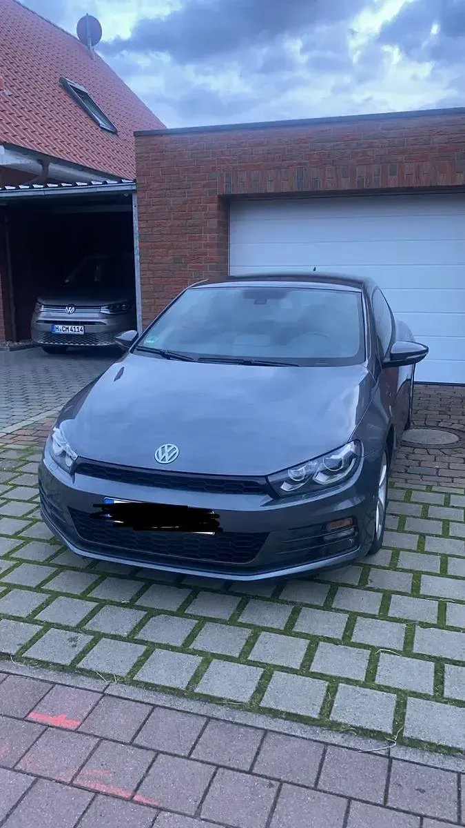 Gebraucht VW Scirocco Allstar 179 PS (131 kW) 2016 Grau Coupé