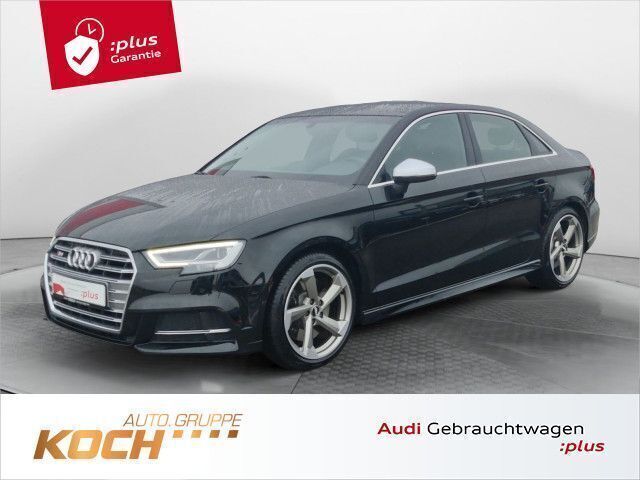 Mythosschwarz metallic Gebraucht 2018 Audi S3 Advanced Limousine | 31.390 € (Fairer Preis) - Bild 1/4