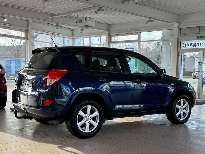 Gebraucht Toyota RAV4 Team 136 PS (100 kW) 2009 Blau SUV