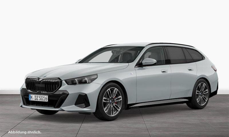 Grau Gebraucht 2025 BMW 520 M Sport Kombi | 57.710 € (Fairer Preis) - Bild 1/1