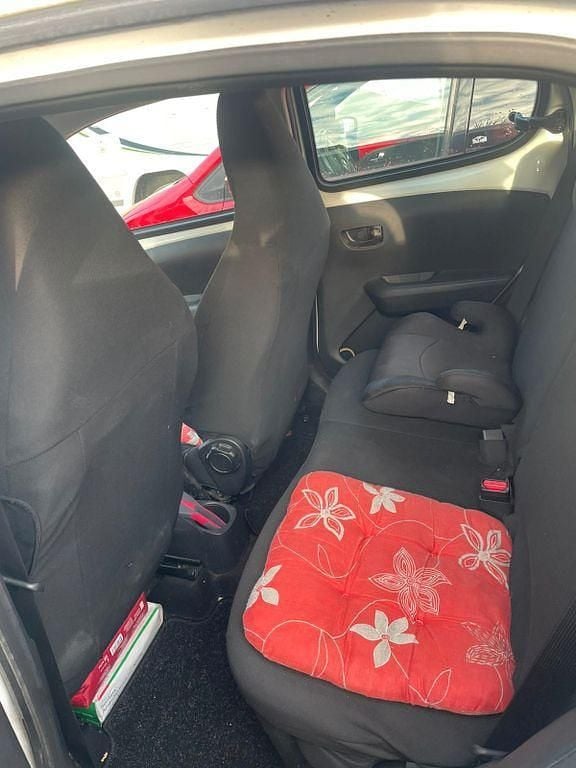 Gebraucht Citroën C1 Shine 69 PS (50 kW) 2017 Weiß Kleinwagen