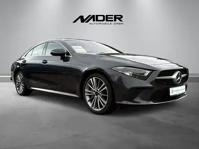 Gebraucht Mercedes CLS300 245 PS (180 kW) 2019 Grün Coupé