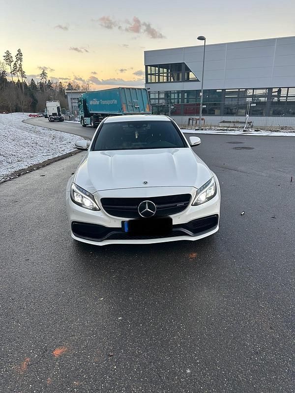 Weiß Gebraucht 2015 Mercedes C63S AMG AMG Limousine | 34.500 € - Bild 1/4