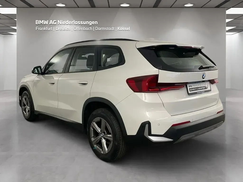 Gebraucht BMW X1 Sport Line 156 PS (114 kW) 2023 Weiß SUV