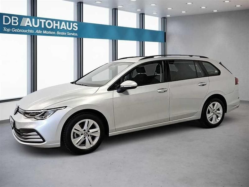 Silber Gebraucht 2022 VW Golf VIII Life Kombi | 17.610 € (Guter Preis) - Bild 1/4