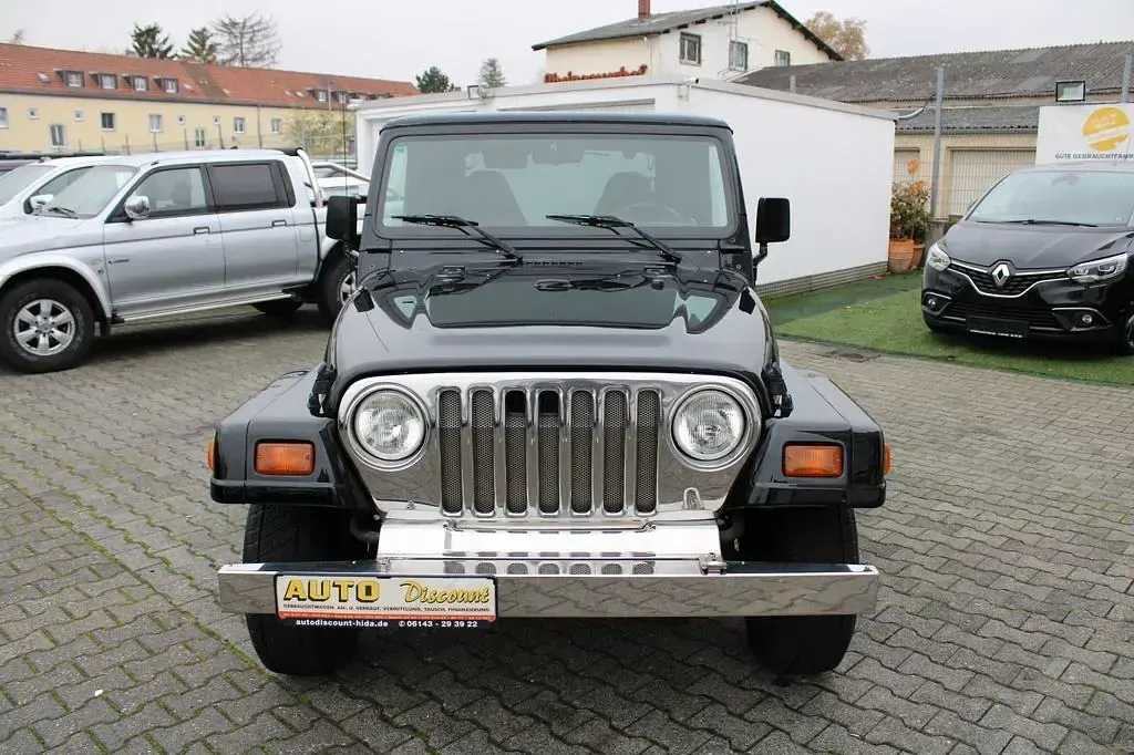 Gebraucht Jeep Wrangler Sport 169 PS (124 kW) 2000 Schwarz (metallic) SUV