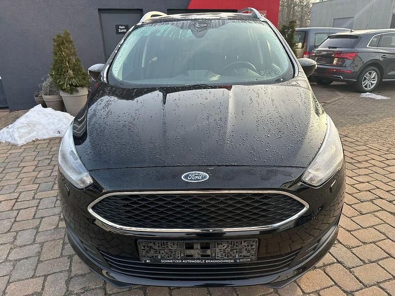 Second-hand Ford C-MAX Cool & Connect 150 CP (110 kW) 2017 Negru Monovolum