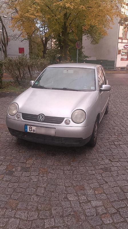 Grau Gebraucht 2001 VW Lupo Kleinwagen | 400 € (Superpreis) - Bild 1/4