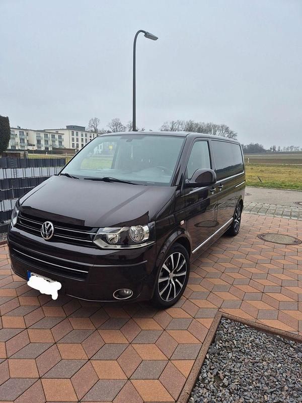 Gebraucht VW Multivan 179 PS (131 kW) 2010 Braun Van
