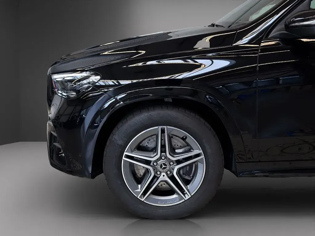Gebraucht Mercedes GLE450 AMG 367 PS (269 kW) 2025 Schwarz SUV