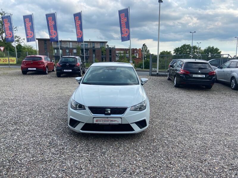 Weiß Gebraucht 2018 Seat Ibiza Style Limousine | 9.790 € (Fairer Preis) - Bild 1/4