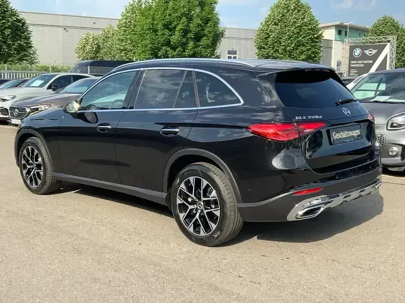 Gebraucht Mercedes GLC220 Avantgarde 197 PS (144 kW) 2026 Schwarz SUV