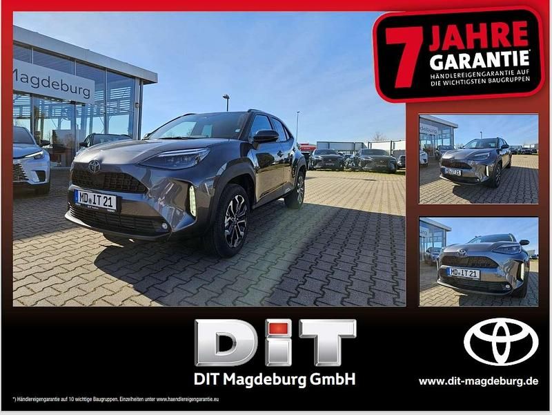Grey metallic Neu 2025 Toyota Yaris Cross SUV | 25.990 € (Superpreis) - Bild 1/4