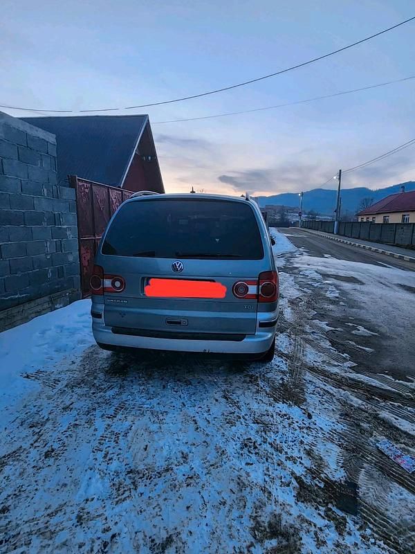 Second-hand VW Sharan 131 CP (96 kW) 2005 Gri Monovolum