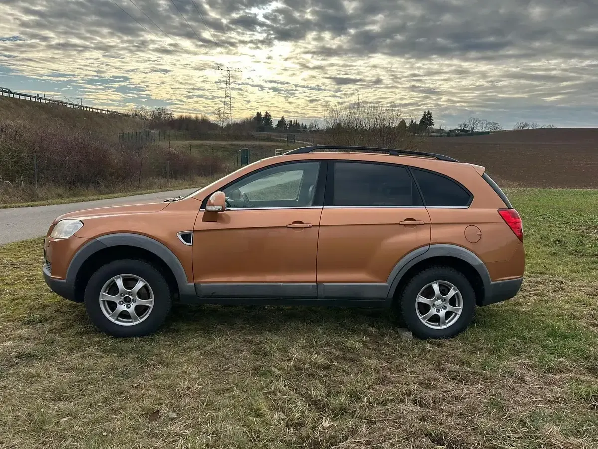 Gebraucht Chevrolet Captiva 150 PS (110 kW) 2009 Andere farben SUV