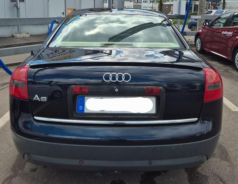 Second-hand Audi A6 299 CP (219 kW) 2000 Albastru Berlinǎ