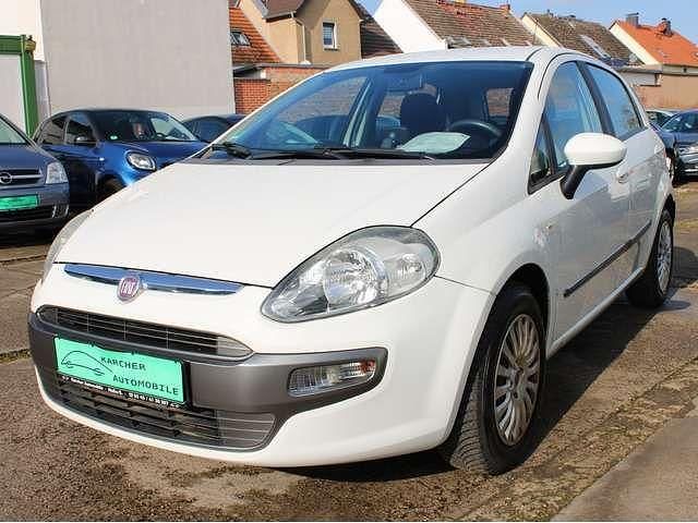 Gebraucht Fiat Punto Dynamic 77 PS (56 kW) 2010 Weiss Kleinwagen