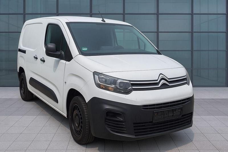 Weiß Gebraucht 2019 Citroën Berlingo Van / Kleinbus | 10.490 € (Guter Preis) - Bild 1/4