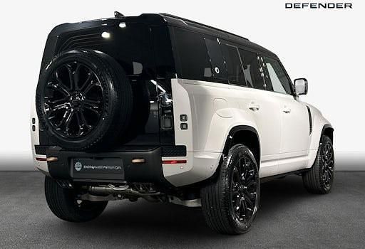 Neu Land Rover Defender 635 PS (467 kW) 2026 Grau SUV