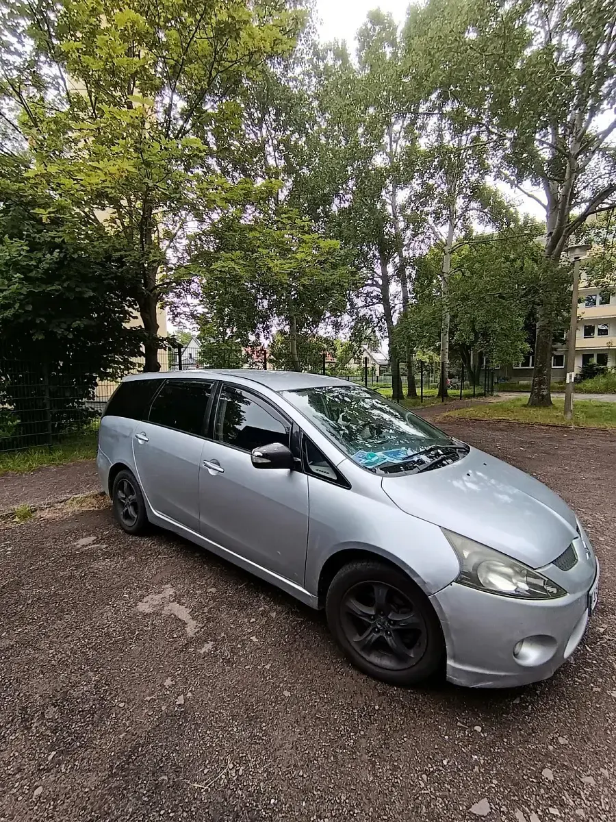 Gebraucht Mitsubishi Grandis 121 PS (88 kW) 2026 Grau SUV
