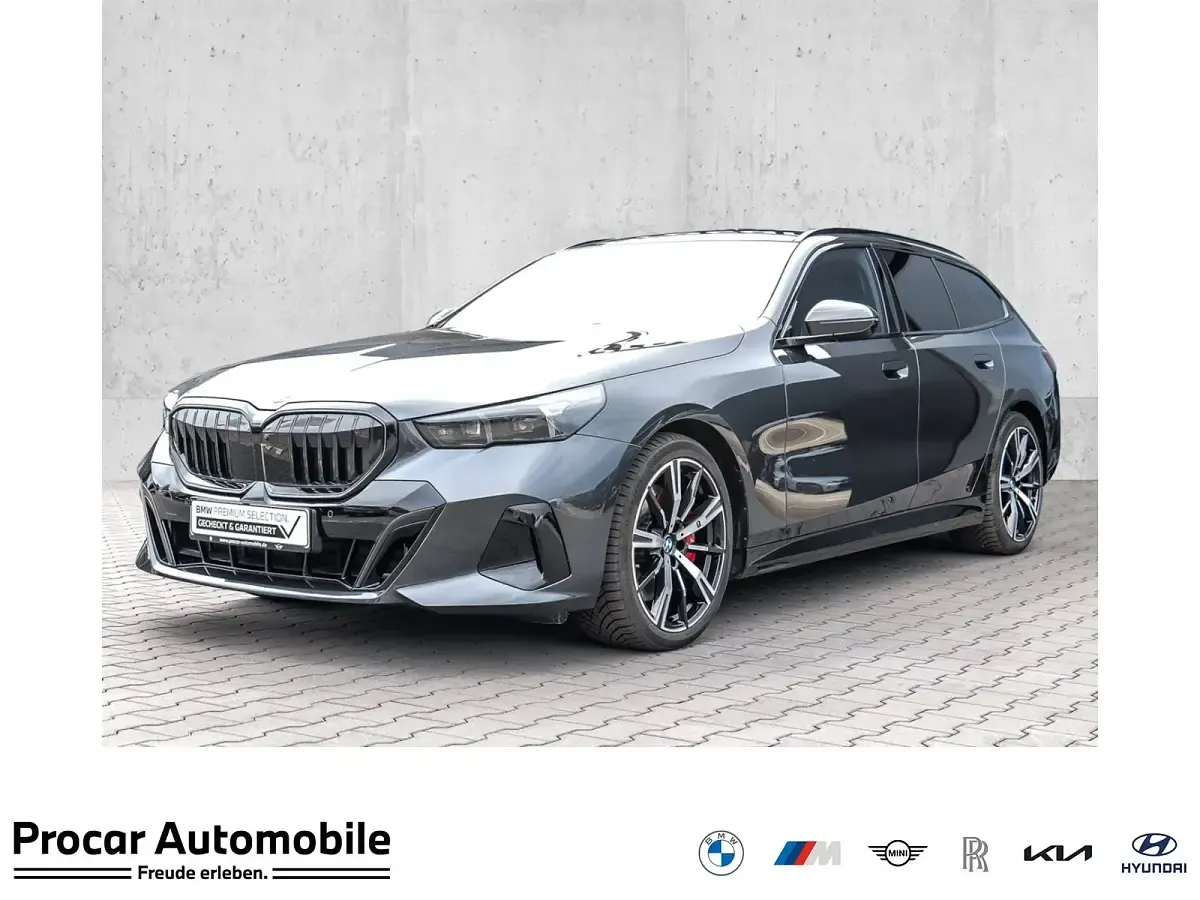 Gebraucht BMW 540 M Sport 303 PS (222 kW) 2025 Kombi