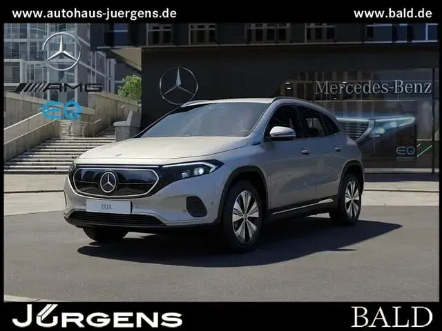 Gebraucht Mercedes EQA250 Progressive 139 kW (190 PS) 2022 Iridiumsilber metallic SUV