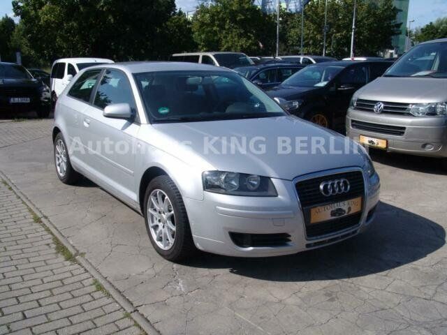 Gebraucht Audi A3 Attraction 116 PS (85 kW) 2005 Silber metallic Limousine