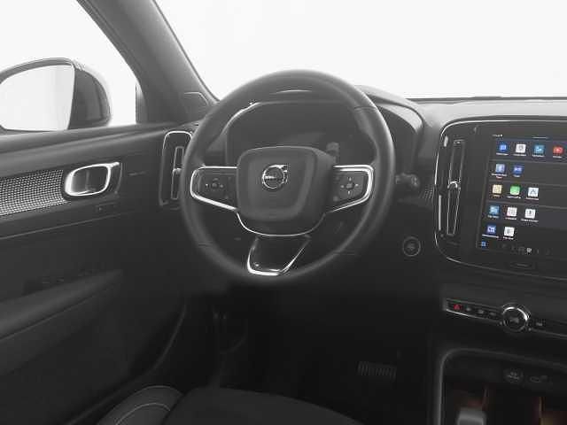 Gebraucht Volvo XC40 120 PS (88 kW) 2025 SUV