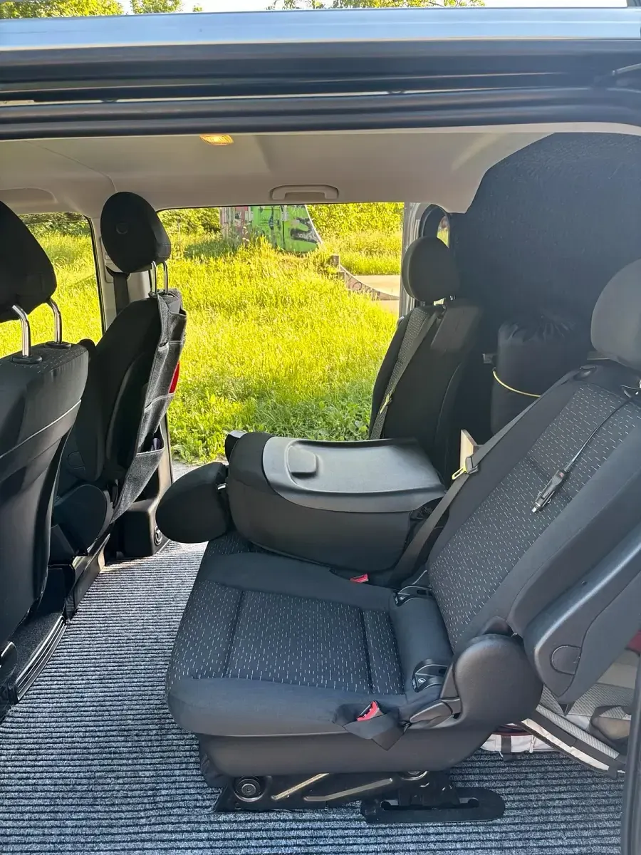 Gebraucht Mercedes Vito 136 PS (100 kW) 2021 Silber Van