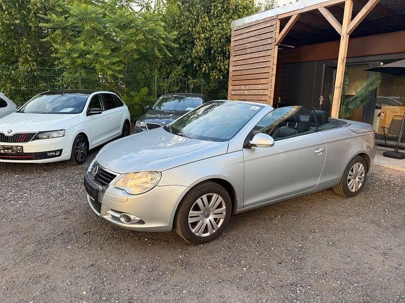 Silber Gebraucht 2008 VW Eos Cabrio | 3.950 € - Bild 1/4