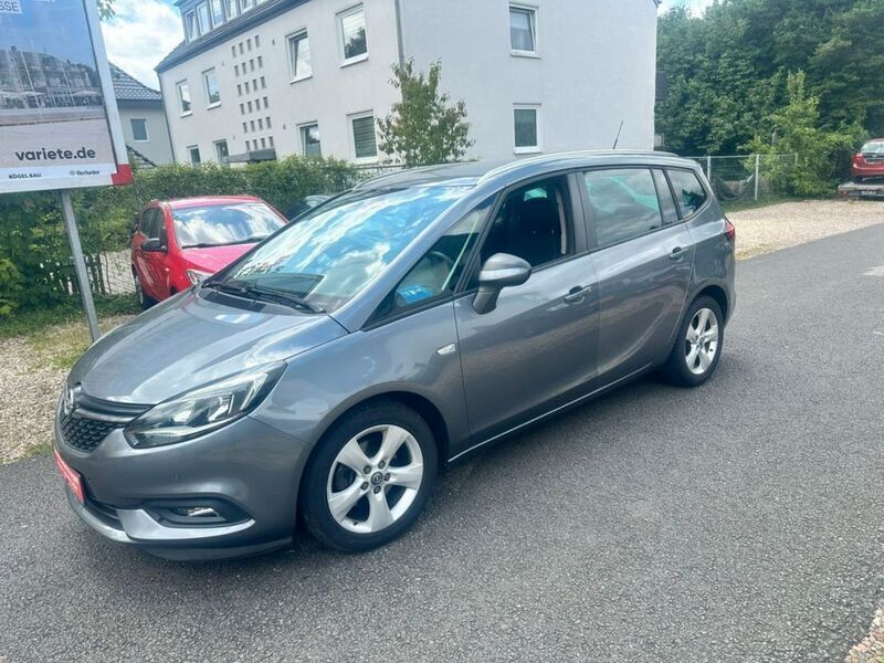 Grau Gebraucht 2018 Opel Zafira Van / Kleinbus | 9.700 € (Superpreis) - Bild 1/4