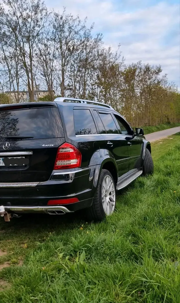 Gebraucht Mercedes GL450 340 PS (250 kW) 2012 Schwarz SUV
