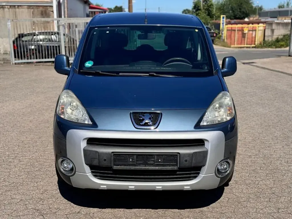 Gebraucht Peugeot Partner Tepee Outdoor 120 PS (88 kW) 2010 Blau Van / Kleinbus