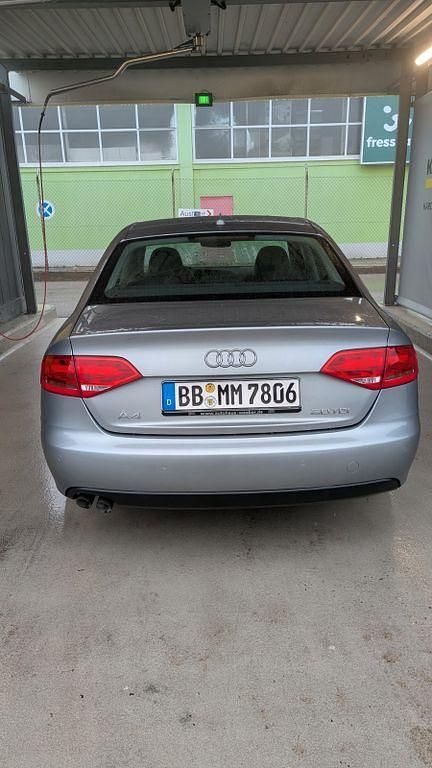 Gebraucht Audi A4 Attraction 143 PS (105 kW) 2008 Grau Limousine