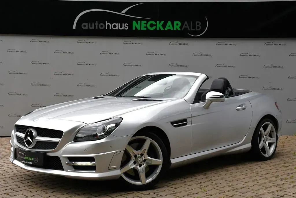 Gebraucht Mercedes SLK200 AMG line 184 PS (135 kW) 2012 Iridiumsilber  lack Cabrio