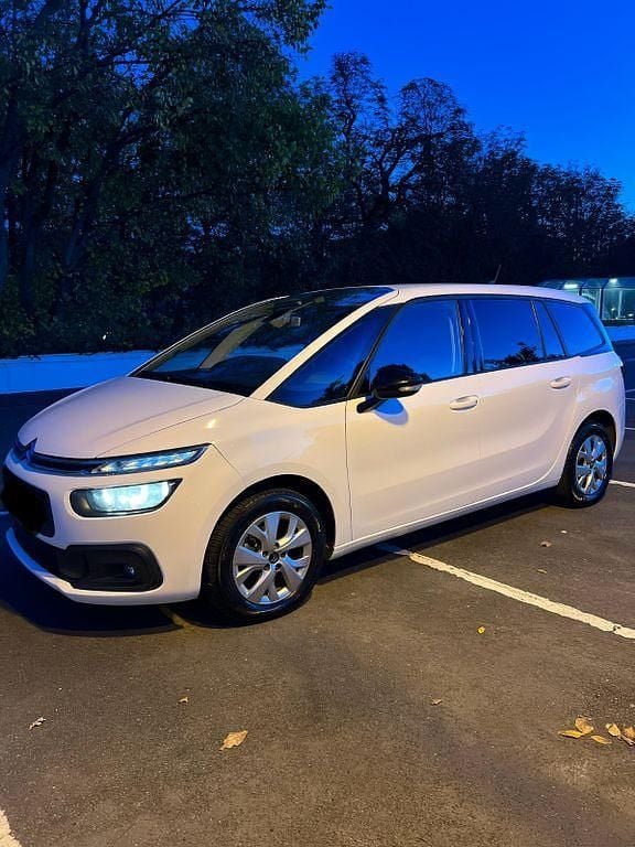 Gebraucht Citroën C4 SpaceTourer Shine 131 PS (96 kW) 2022 Weiß Van / Kleinbus