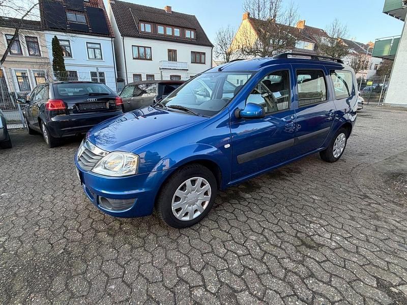 Gebraucht Dacia Logan MCV Lauréate 105 PS (77 kW) 2011 Blau Limousine