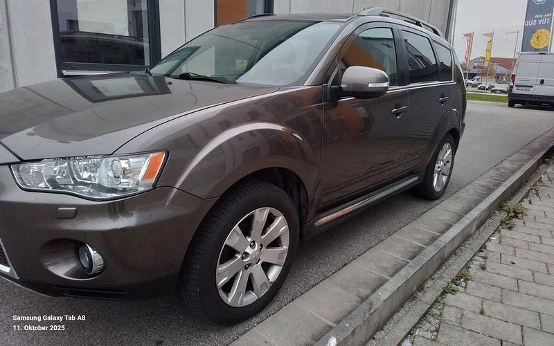Braun Gebraucht 2010 Mitsubishi Outlander Instyle SUV | 6.900 € (Fairer Preis) - Bild 1/4