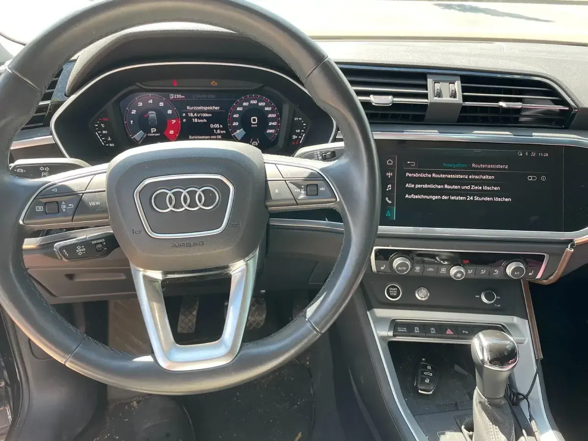 Gebraucht Audi Q3 230 PS (169 kW) 2021 Schwarz SUV