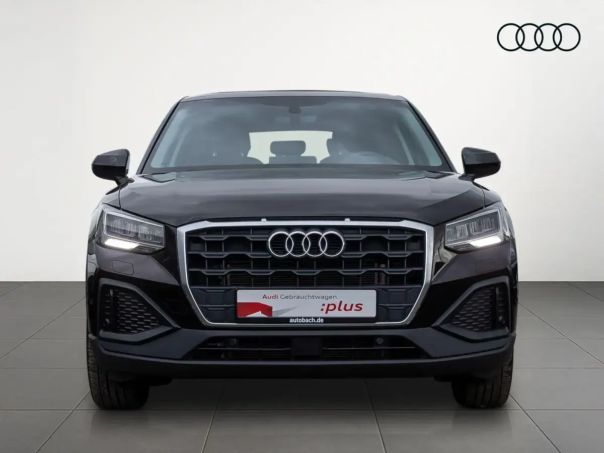Gebraucht Audi Q2 Comfort 150 PS (110 kW) 2023 Schwarz SUV