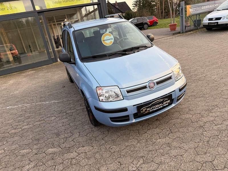 Gebraucht Fiat Panda Dynamic 69 PS (50 kW) 2012 Colore esterno ettimo cielo Kleinwagen