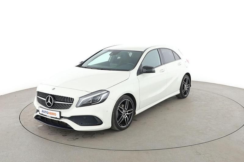 Weiß Gebraucht 2018 Mercedes A180 AMG Limousine | 19.720 € (Guter Preis) - Bild 1/3
