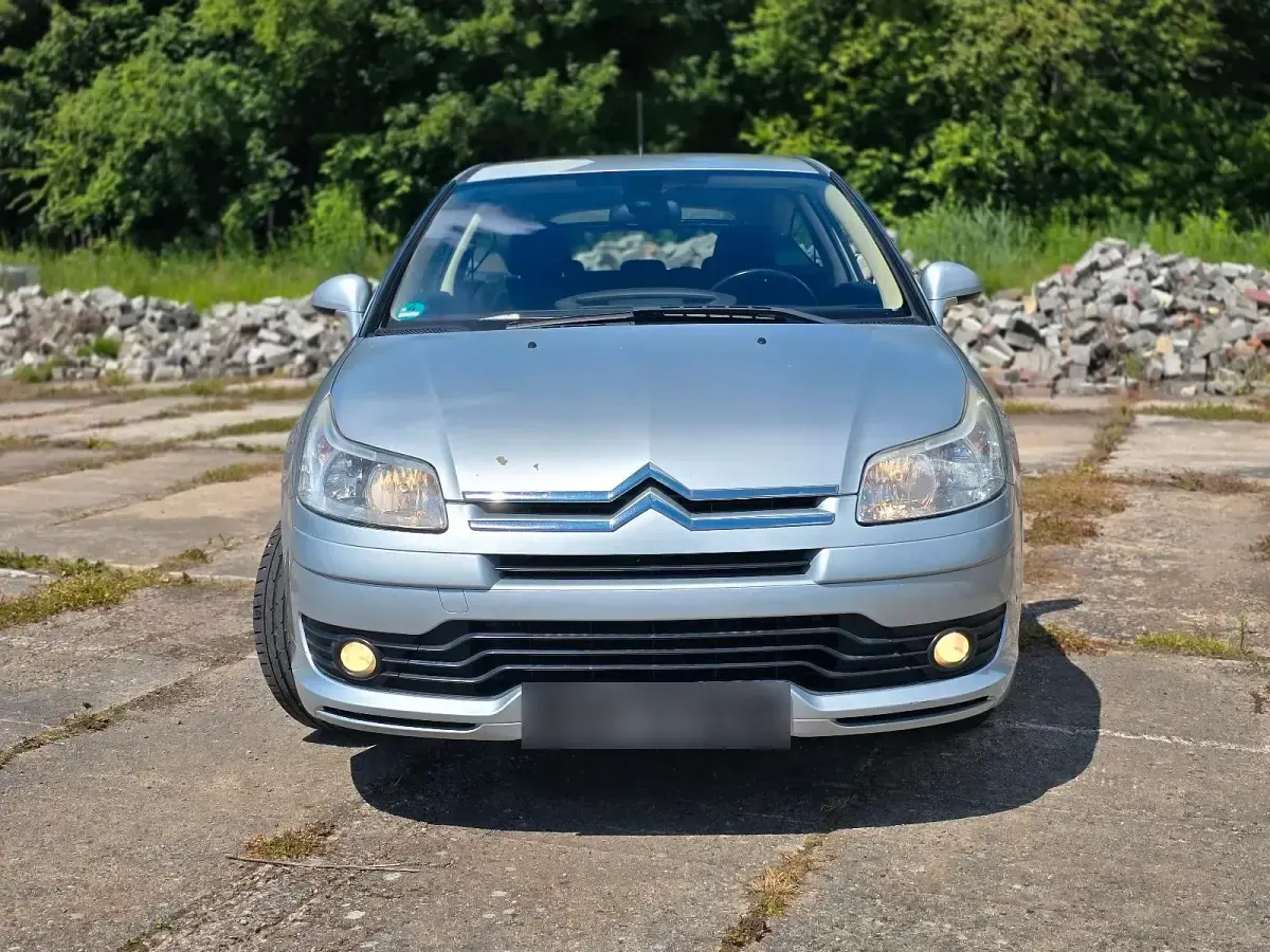 Gebraucht Citroën C4 109 PS (80 kW) 2007 Silber Kleinwagen