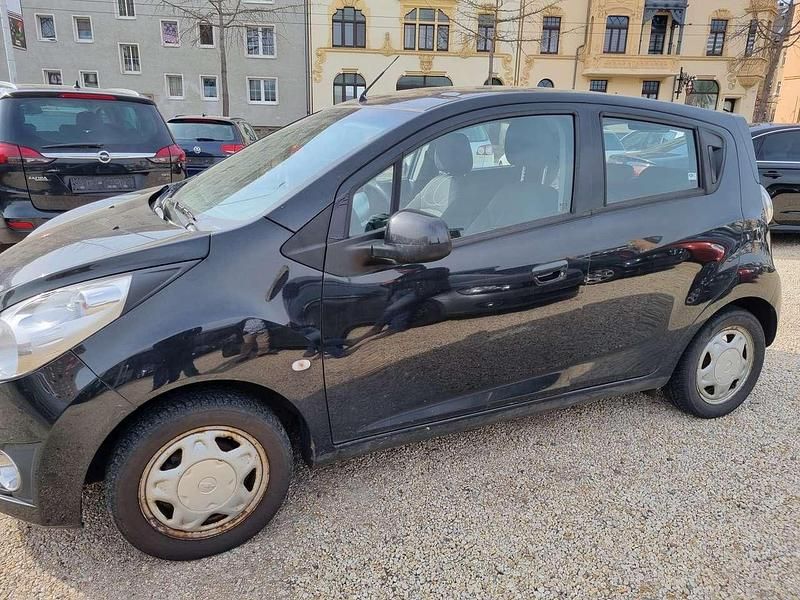 Gebraucht Chevrolet Spark LS 68 PS (50 kW) 2013 Karbonschw graphitschw midnigh Kleinwagen
