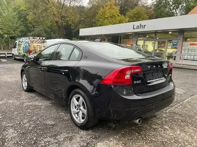Gebraucht Volvo S60 163 PS (119 kW) 2015 Andere Limousine
