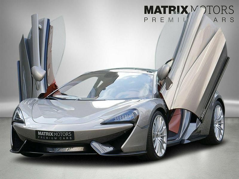 Silber Gebraucht 2018 McLaren 570GT Coupé | 139.850 € - Bild 1/4